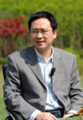 呂錦標(biāo)，保利協(xié)鑫能源控股有限公司執(zhí)行總裁特別助理、江蘇中能硅業(yè)科技發(fā)展有限公司副總經(jīng)理
